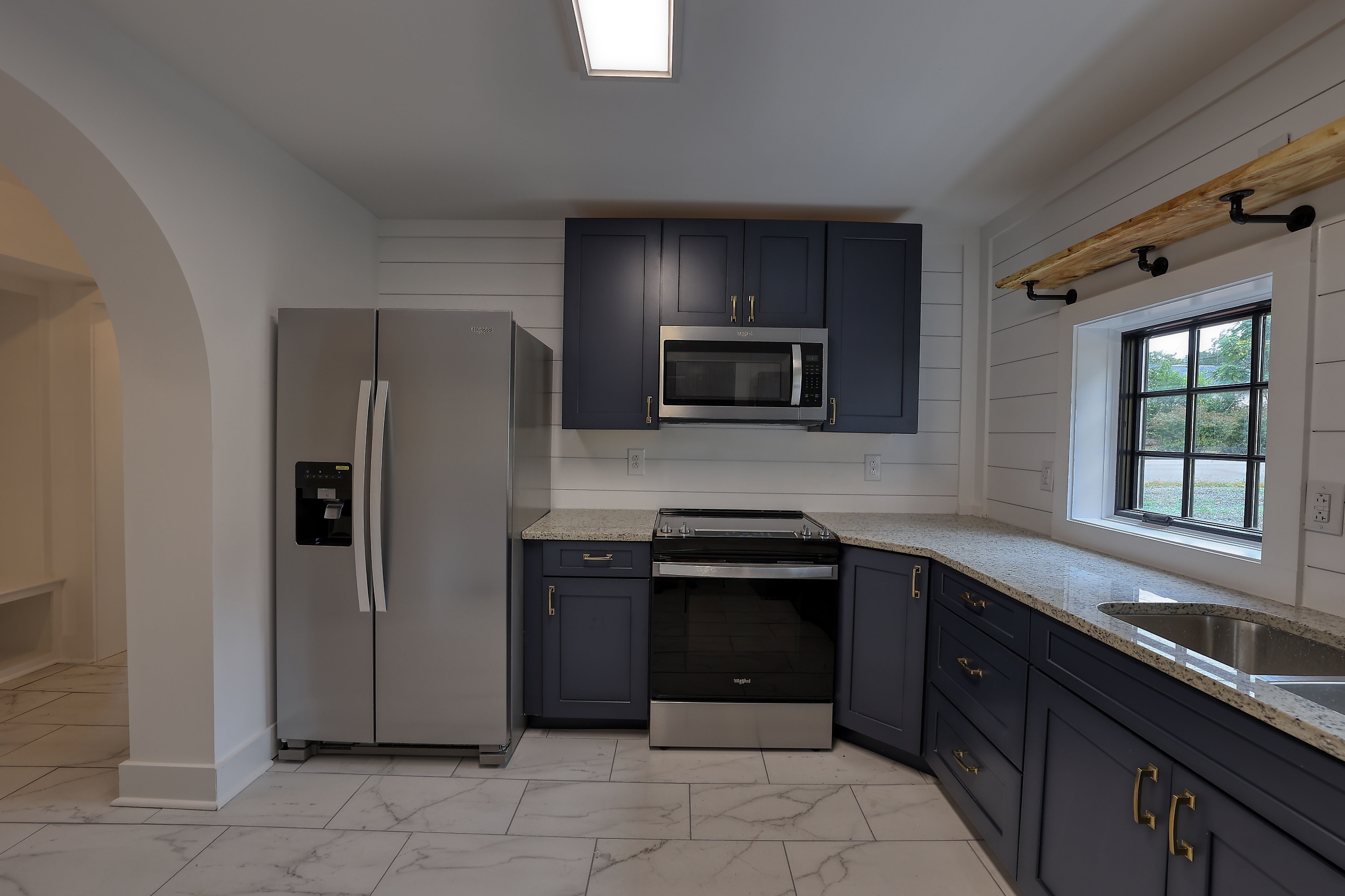 1122 Wellman Avenue Northeast - 4